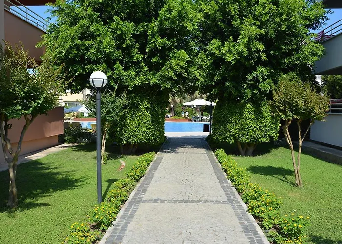 מלון דירות Turkiz Apart 5*